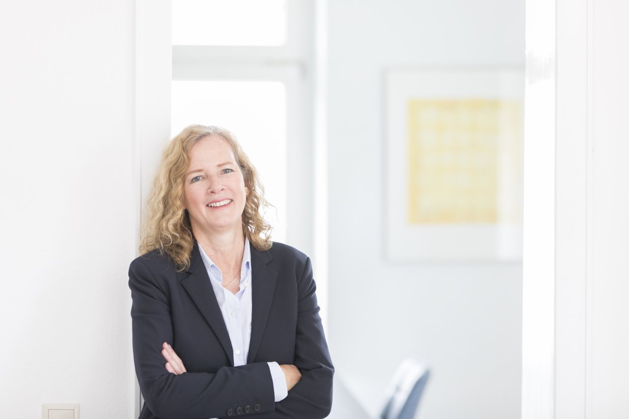 Rechtsanwältin Dr. Birgit Franz - im Baurecht zuhause