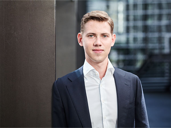 Rechtsanwalt Vincent Ries, Experte für baubegleitende Beratung, Nachtragsmanagement und Vergabeverfahren