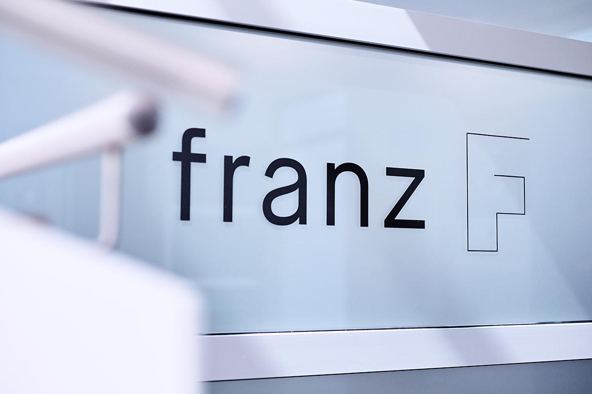 Eingang zur Kölner Kanzlei franz + partner rechtsanwälte